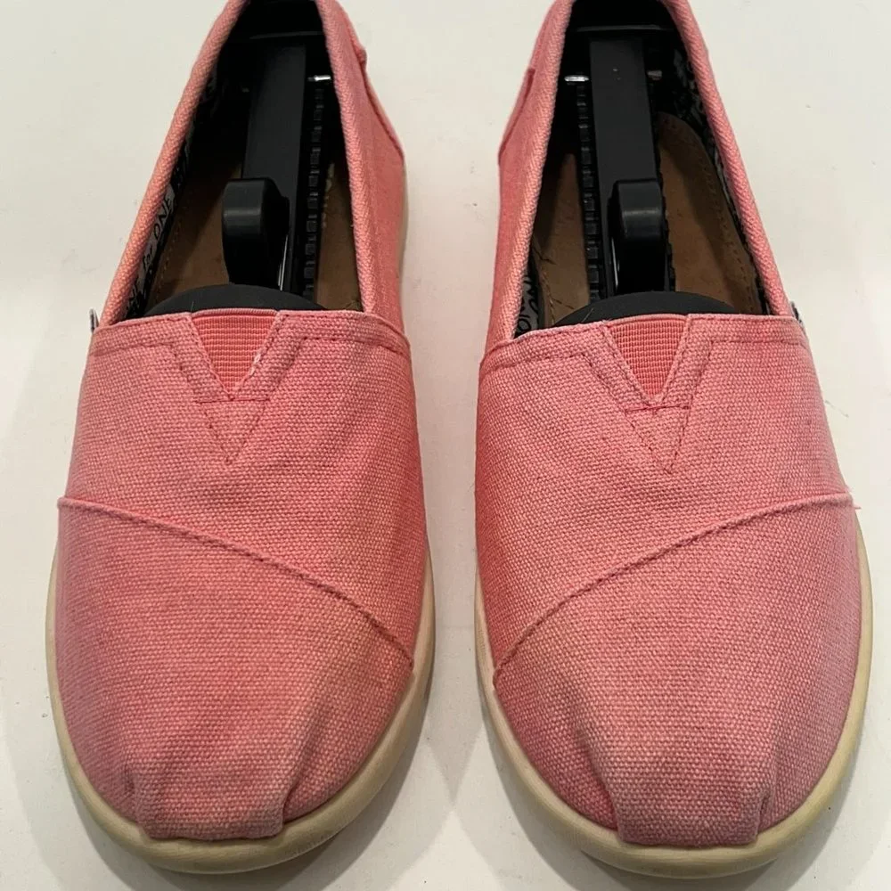 TOMS Bubblegum Pink Kids 5Y Slip On Espadrilles Good Condition
